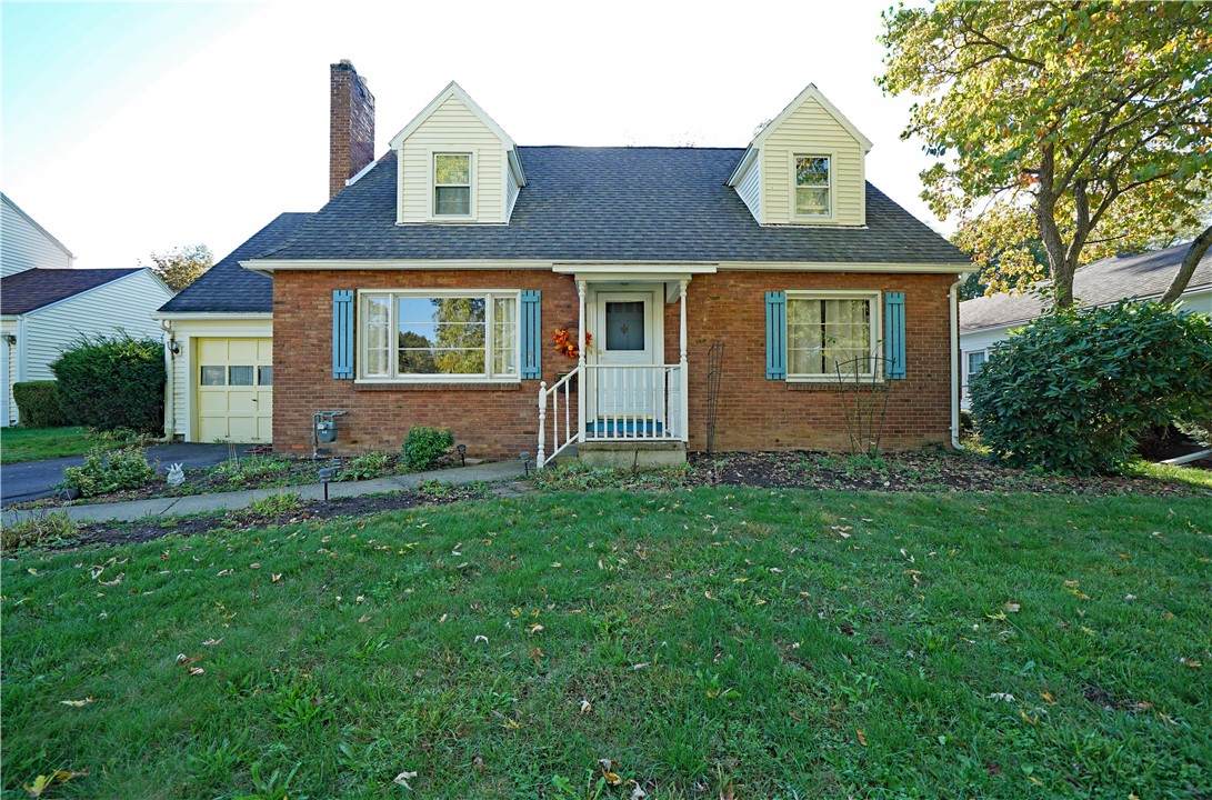 94 Evergreen Avenue - Photo 1