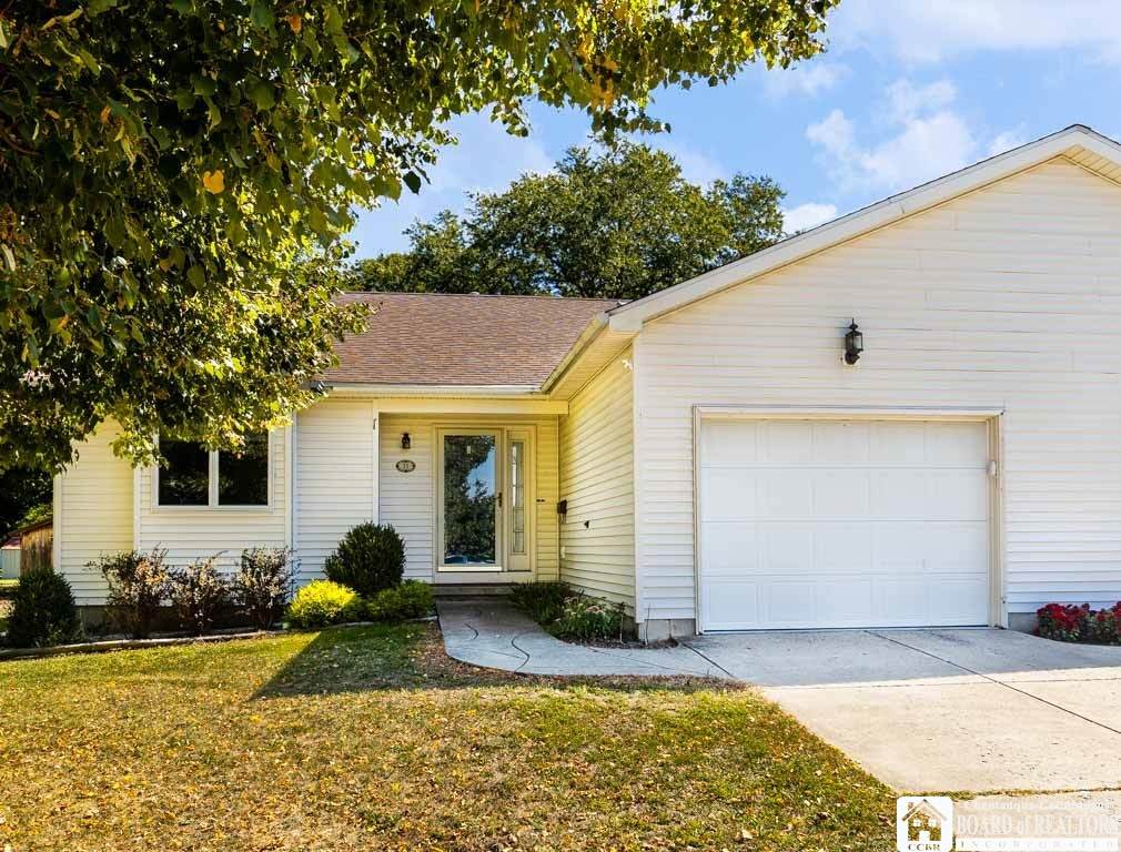 11 Pleasant Avenue - Photo 1