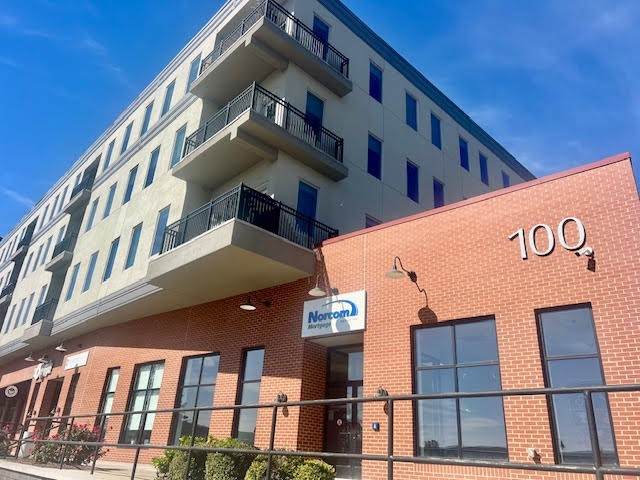 100 Water Street - Photo 1