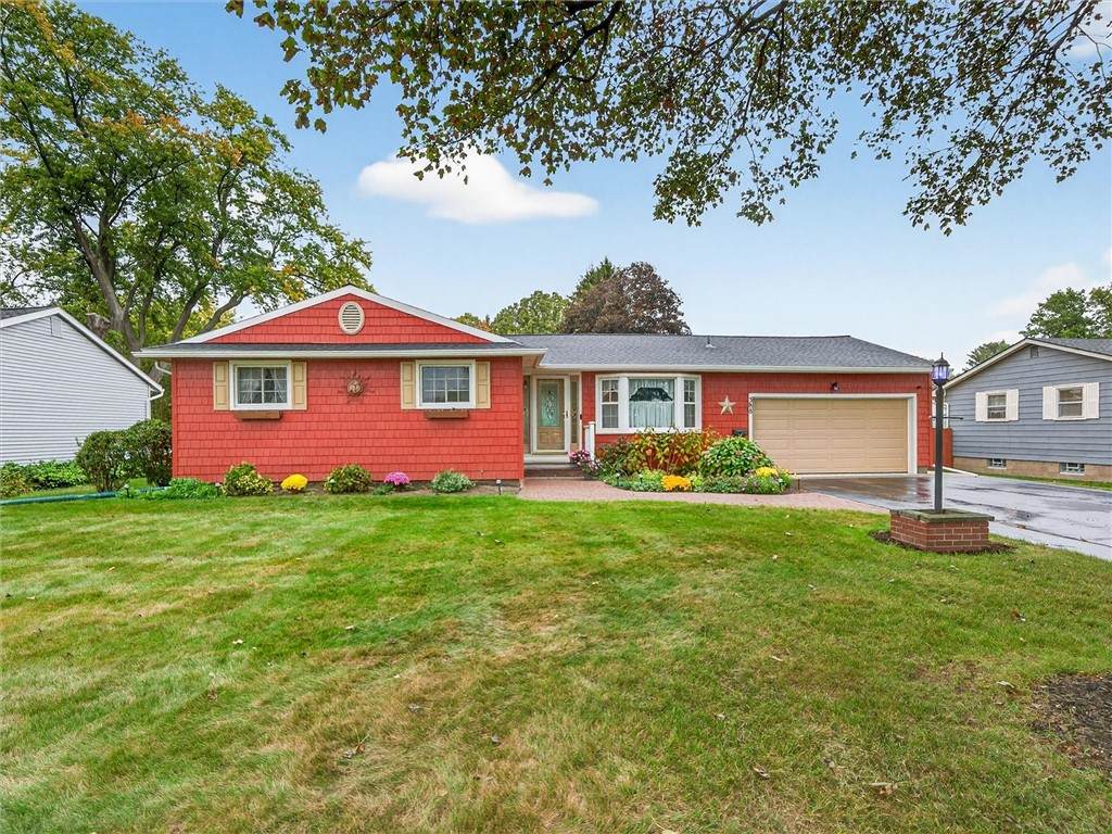 388 Wildwood Drive - Photo 1