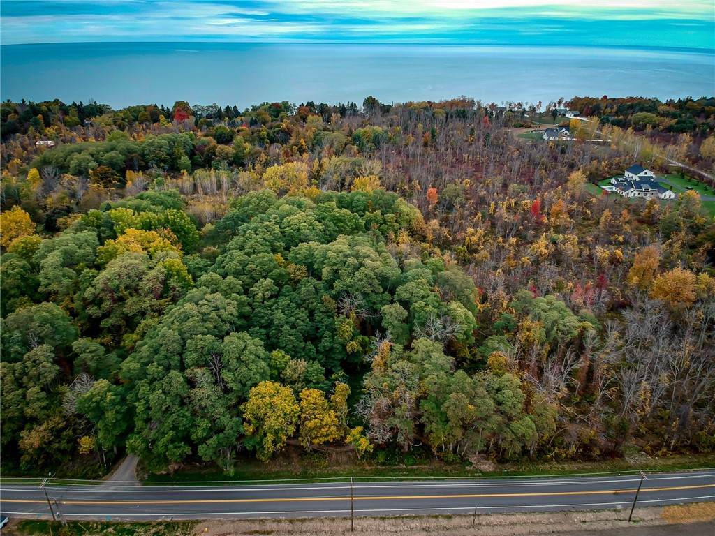 1828 Lake Road - Photo 1