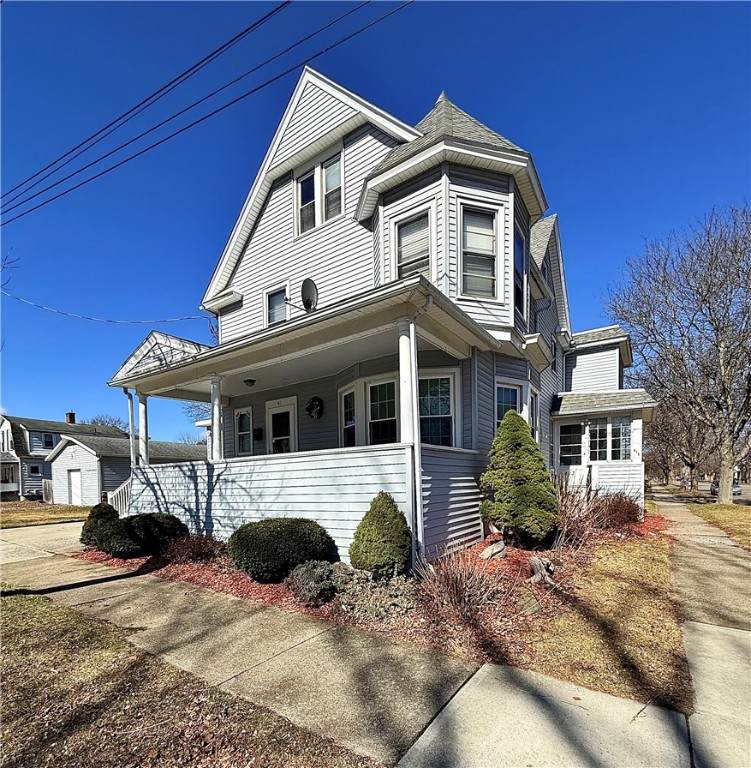 411 Livingston Street - Photo 1
