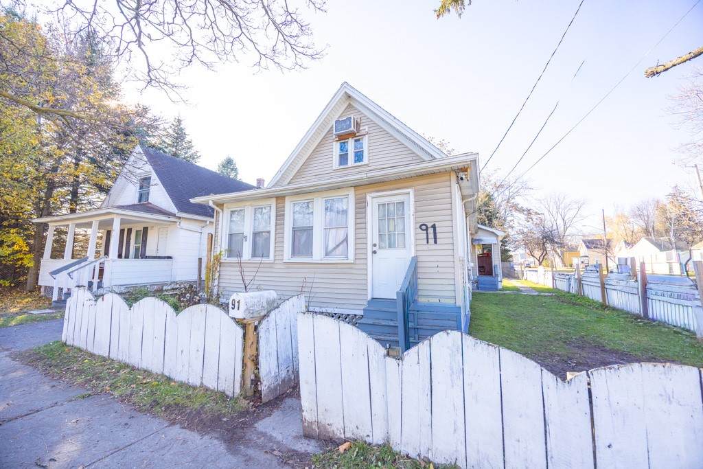 91 Independence Street - Photo 1