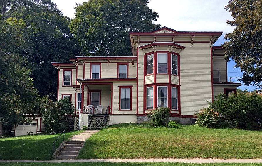 79 Chestnut Street - Photo 1