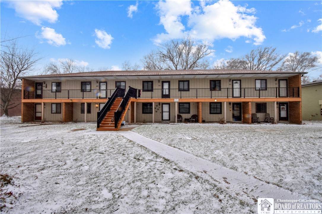 807 Edgewater Drive - Photo 1