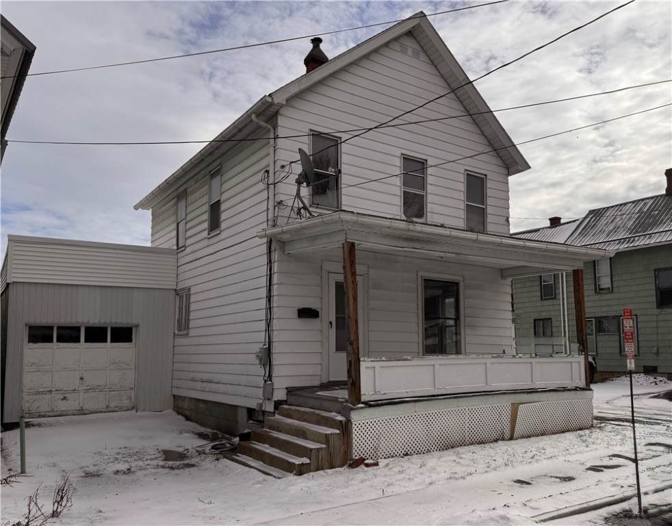 22 Charlotte Avenue - Photo 1