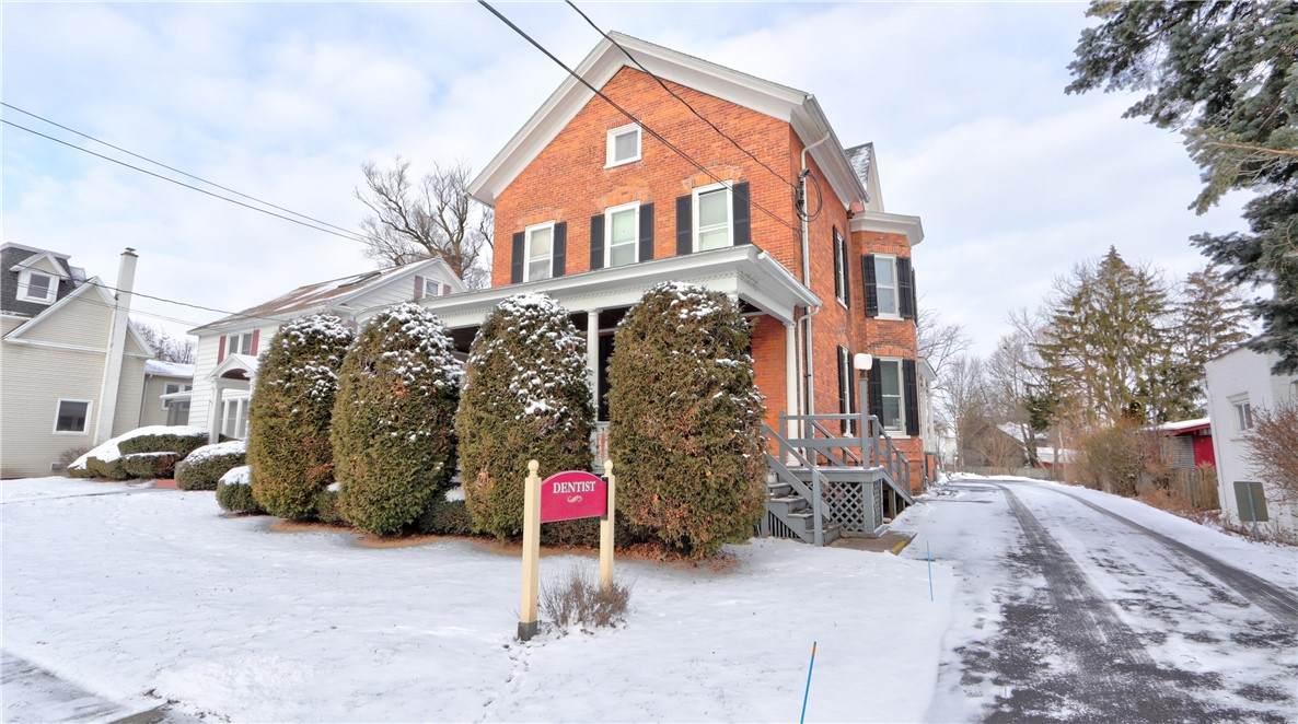 140 Washington Street - Photo 1