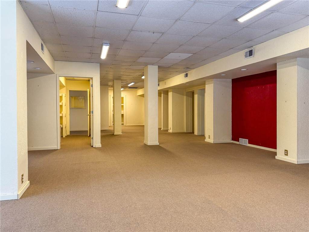 642 W Water St - Photo 1