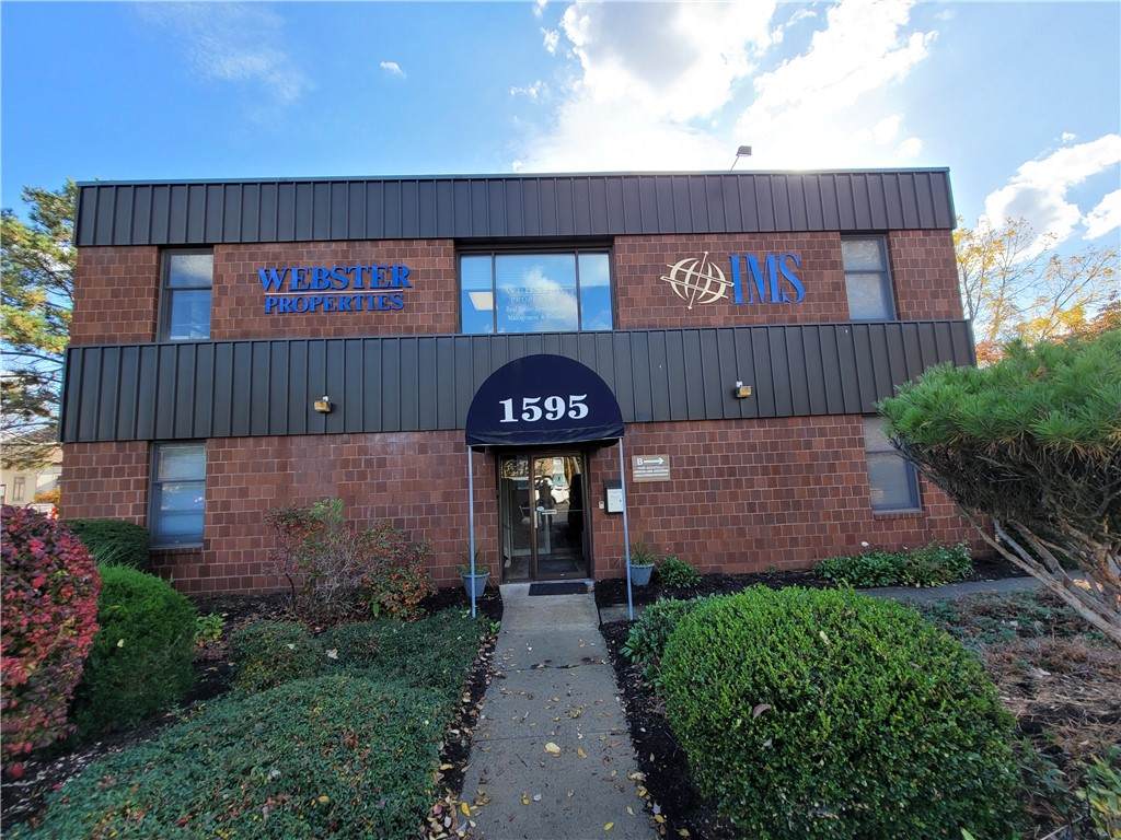 1595 Elmwood Ave Avenue - Photo 1