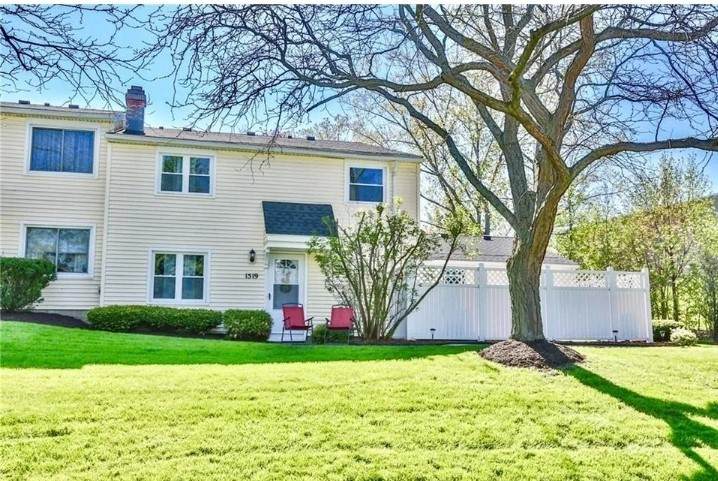 1519 Aster - Photo 1