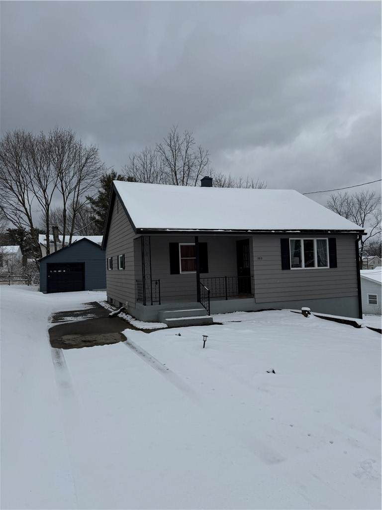 262 11th Street - Photo 1