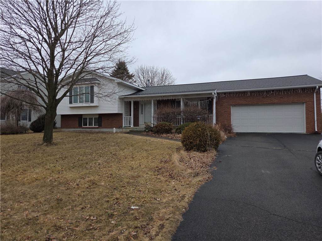 463 Belwood Drive - Photo 1