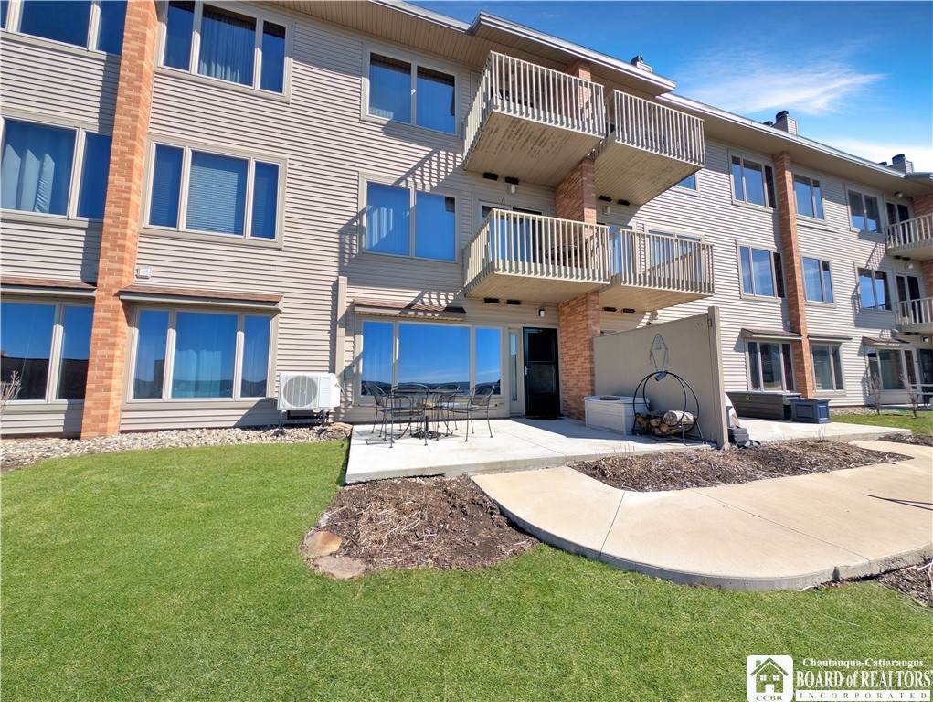 23 Seneca Drive - Photo 1