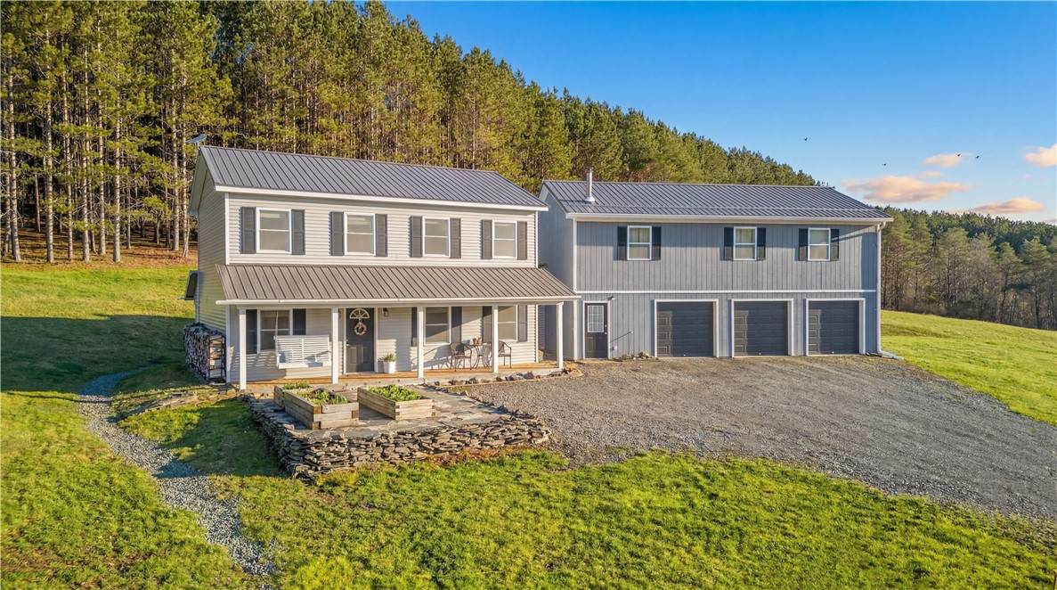 1112 Center Valley Road - Photo 1