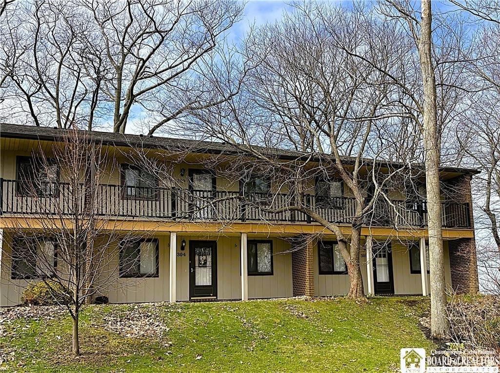 310 Edgewater Drive - Photo 1