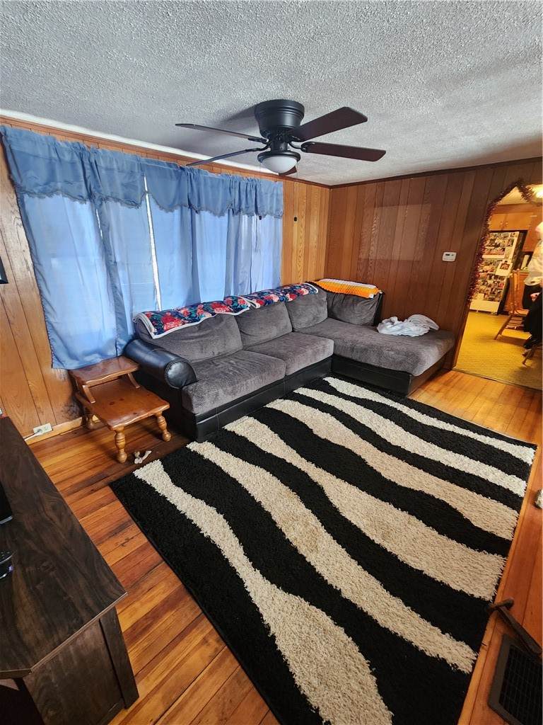https://bt-photos.global.ssl.fastly.net/rochester/orig_boomver_1_R1669517-2.jpg