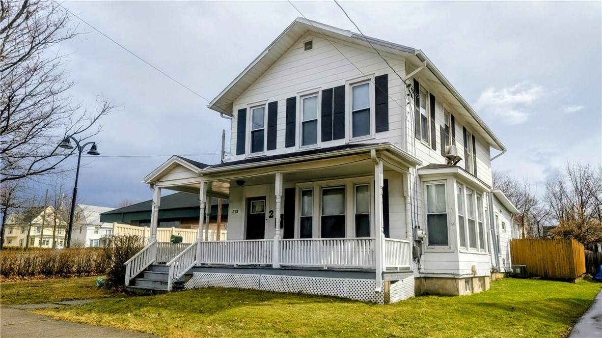 313 Roe Avenue - Photo 1