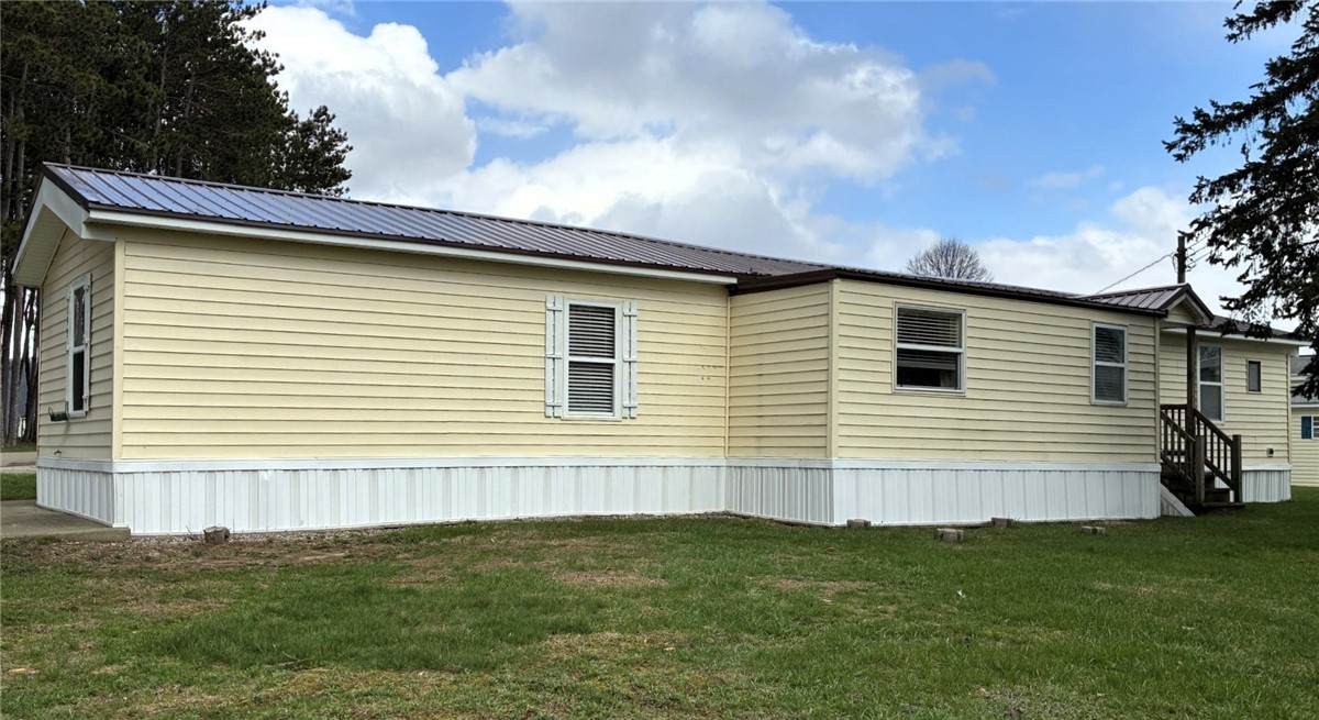 749 Pine Knoll Park - Photo 1