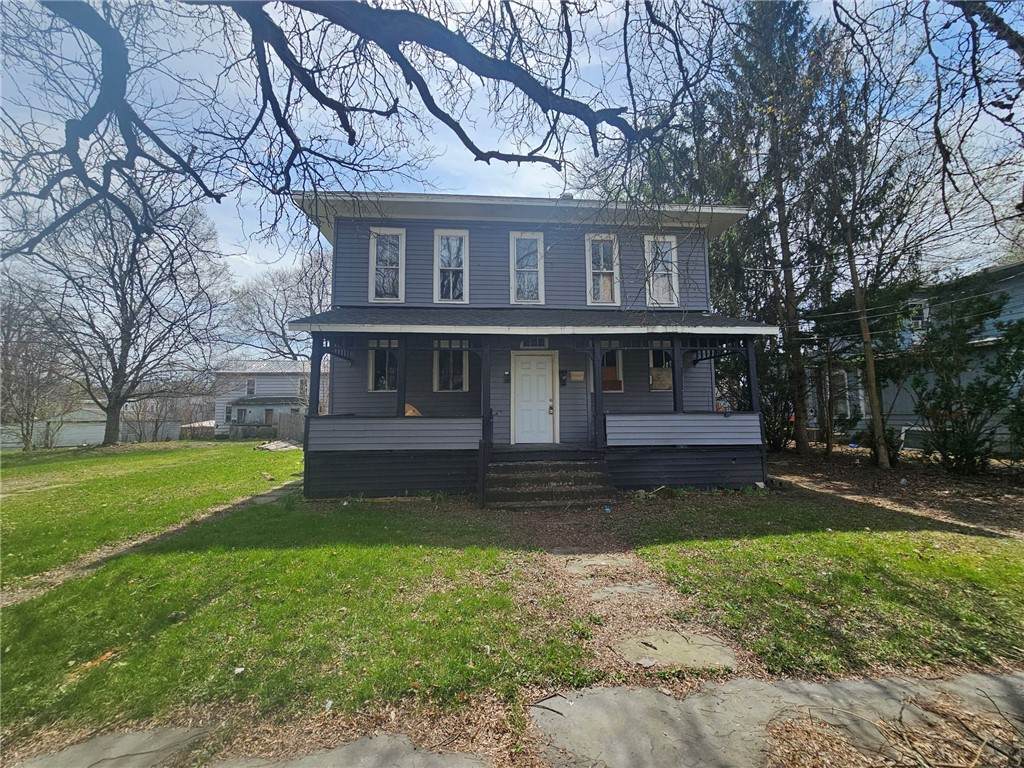 366 Diven Avenue - Photo 1