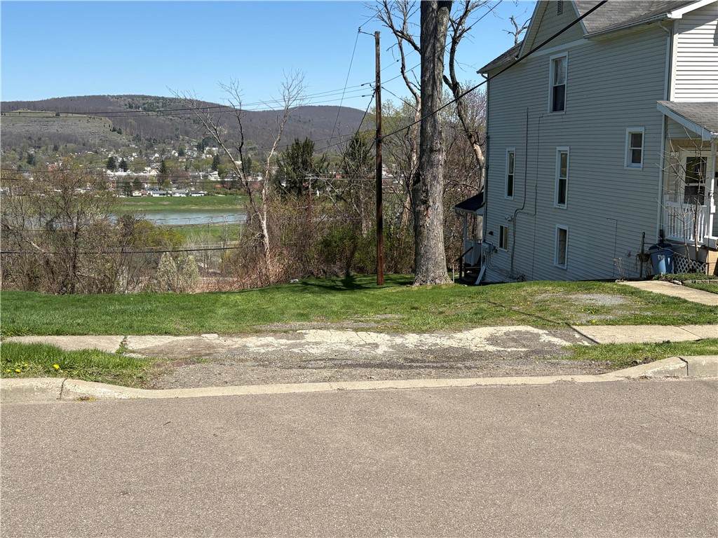 https://bt-photos.global.ssl.fastly.net/rochester/orig_boomver_1_R1675670-2.jpg