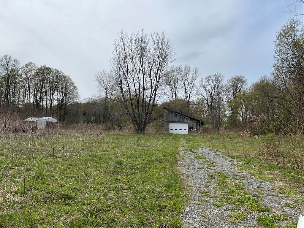 6471 Crofoot Rd - Photo 1