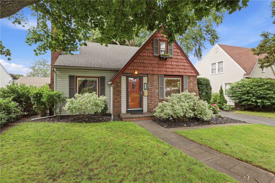 252 Thorncliffe Drive - Photo 1