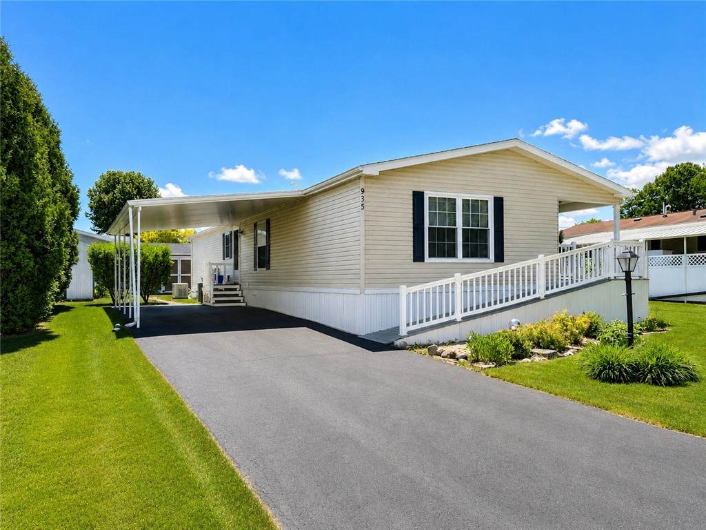 935 Ramada Drive - Photo 1