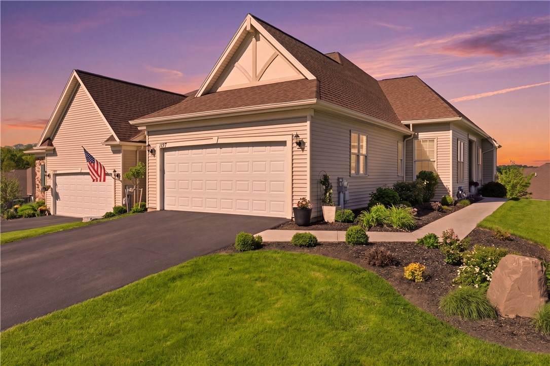 1077 Chapelhill Drive - Photo 1