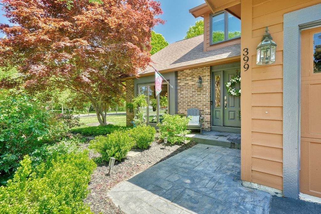 399 Thrushwood Lane - Photo 1