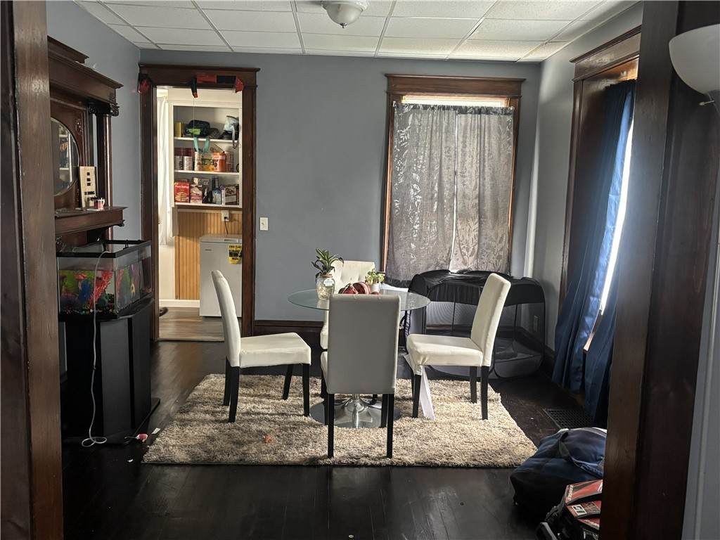 https://bt-photos.global.ssl.fastly.net/rochester/orig_boomver_1_R1693318-2.jpg