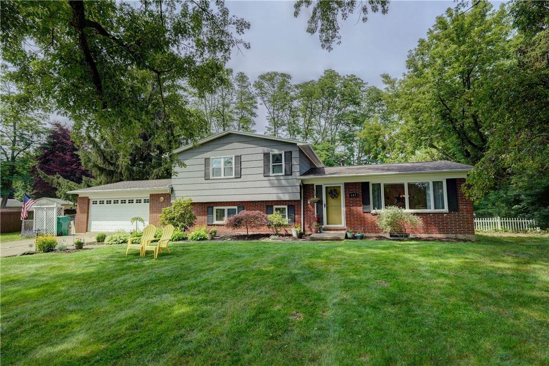 643 Chatelaine Drive - Photo 1