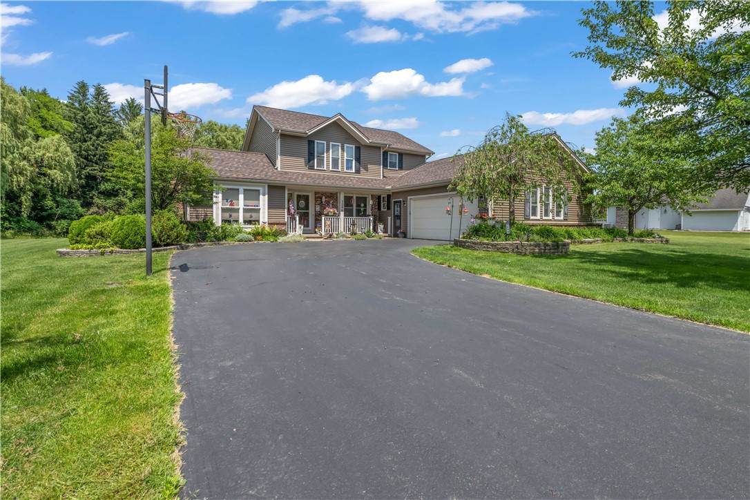 1296 Lakeville Lane - Photo 1