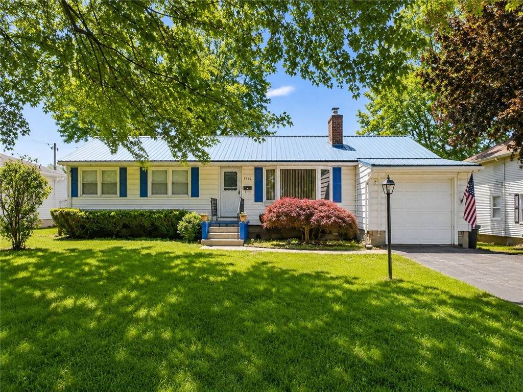 1002 Gwinn Street - Photo 1