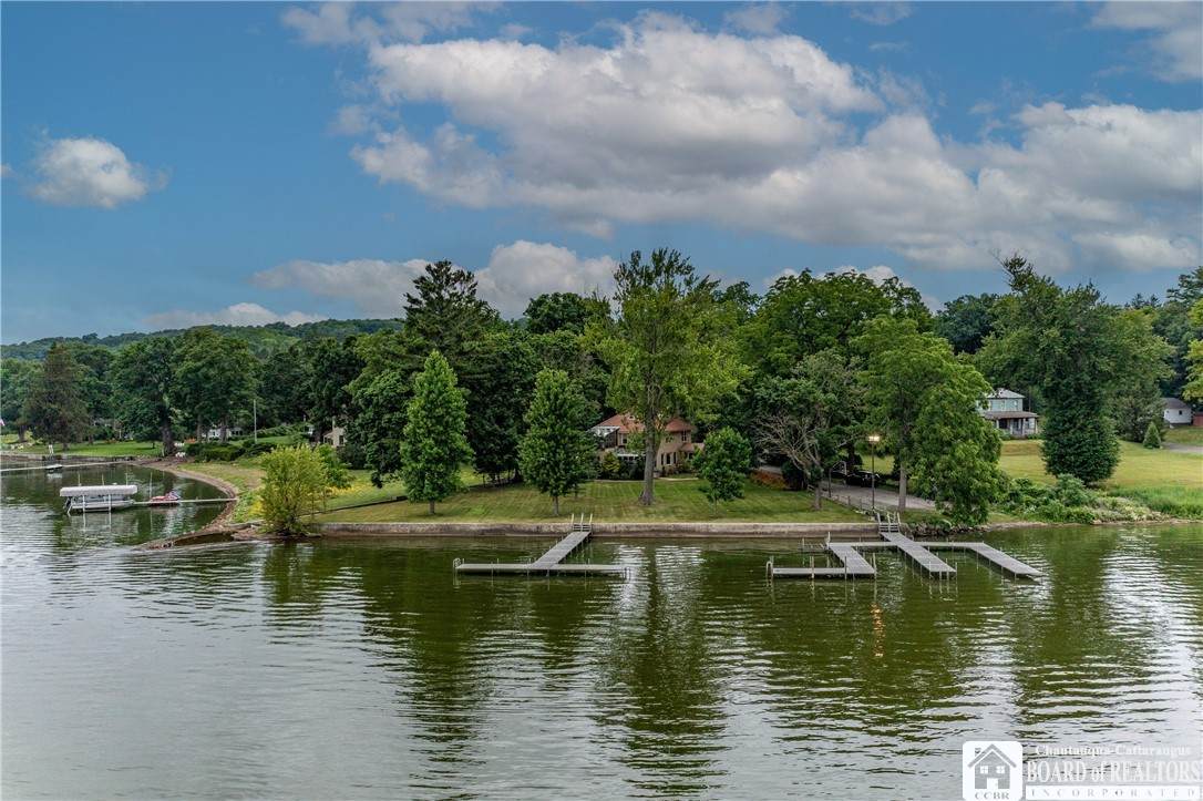3239 Driftwood Road - Photo 1