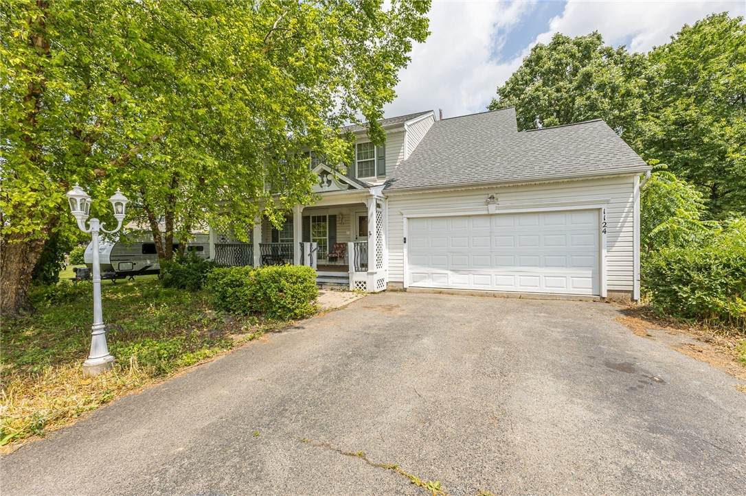 1124 Belmont Drive - Photo 1
