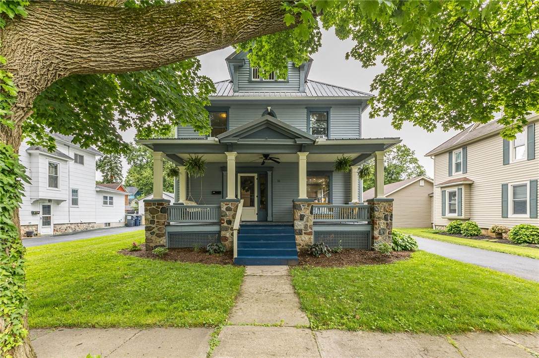 10 Chestnut Street - Photo 1