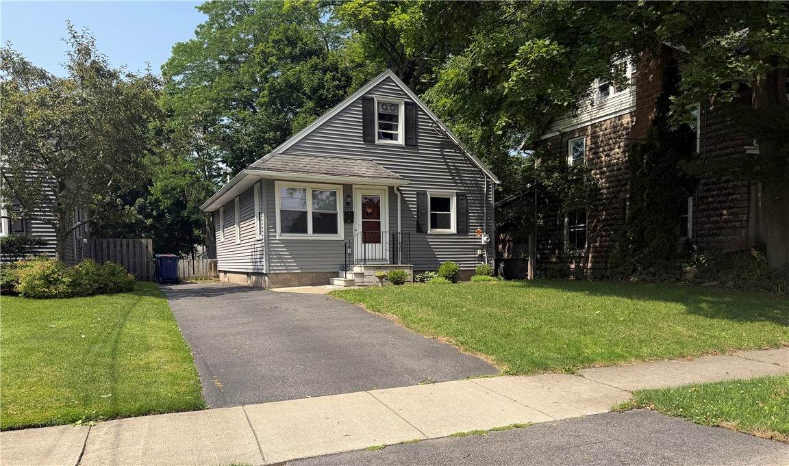295 Penhurst Road - Photo 1