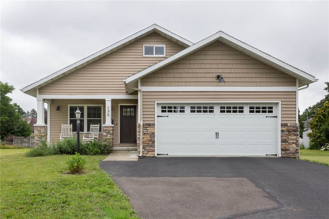 132 Mccanns Boulevard - Photo 1