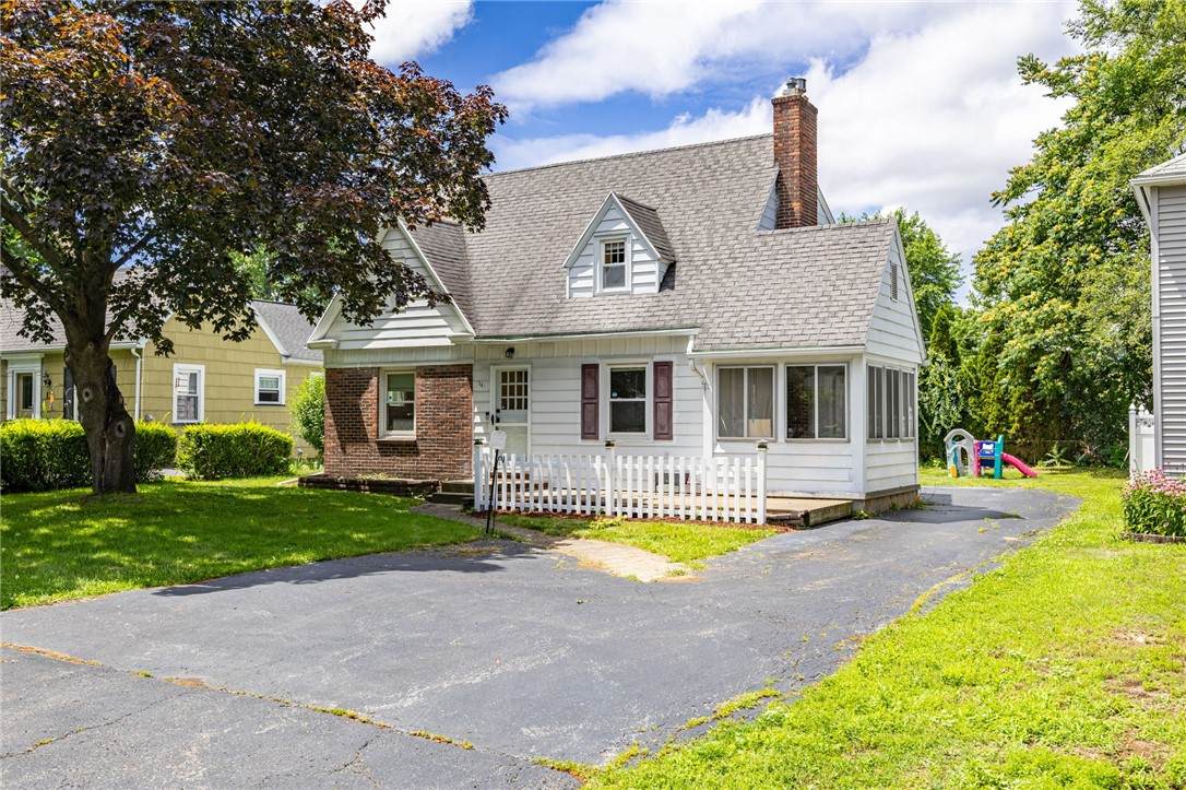 141 Cooper Road - Photo 1