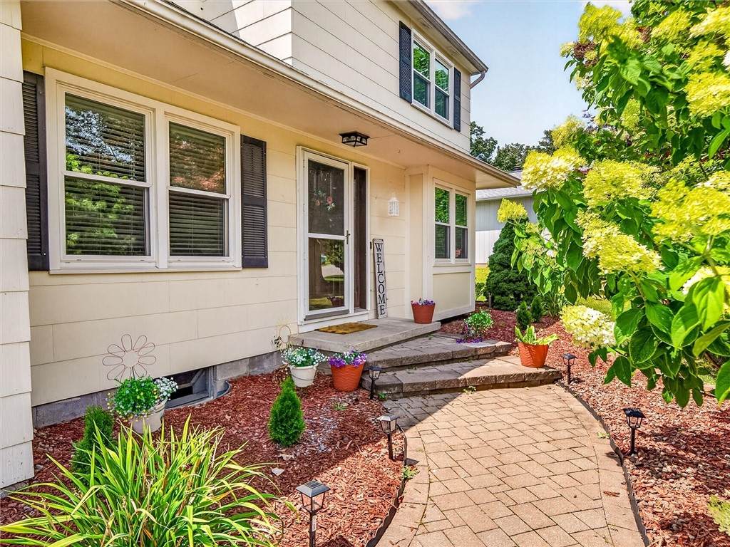167 Willow Pond Way - Photo 1
