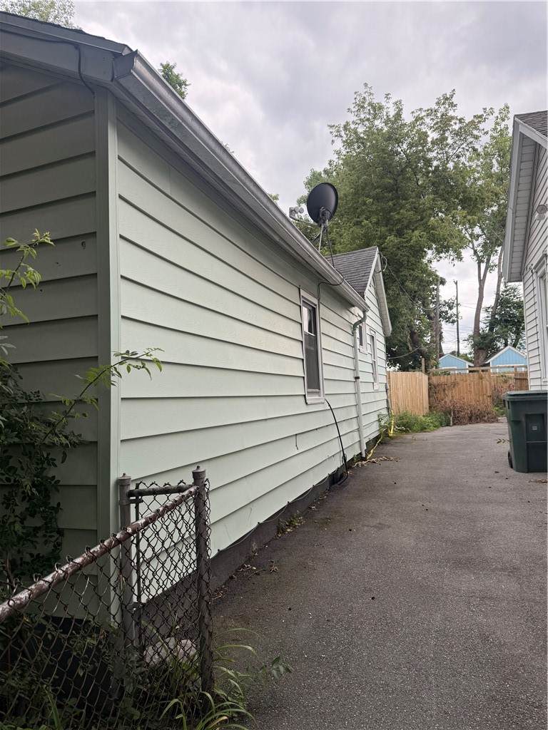 https://bt-photos.global.ssl.fastly.net/rochester/orig_boomver_1_R1700654-2.jpg