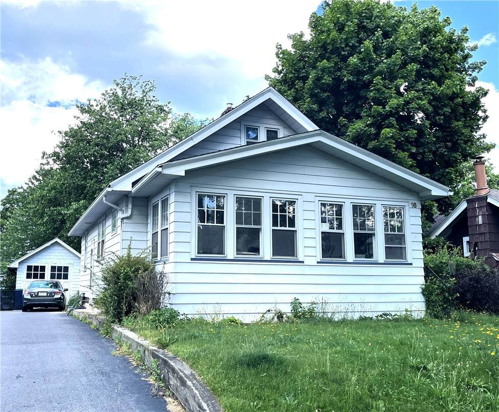 16 Lakewood Drive - Photo 1