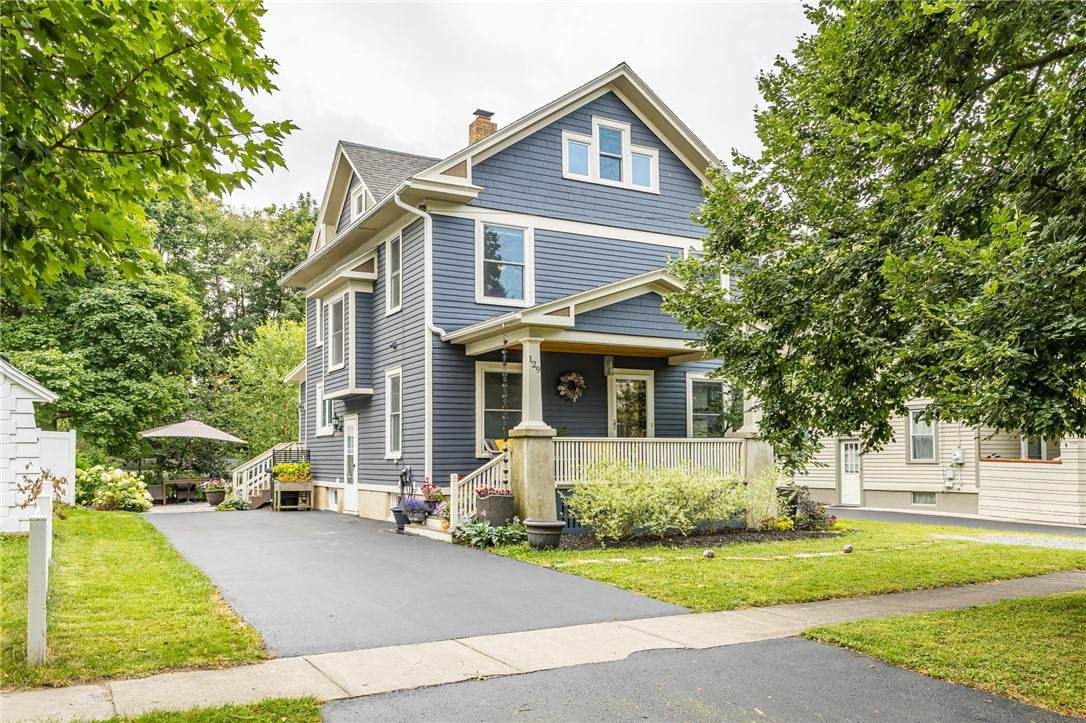 129 Park Ave - Photo 1