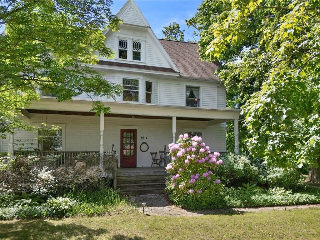 6917 Salmon Creek Road - Photo 1