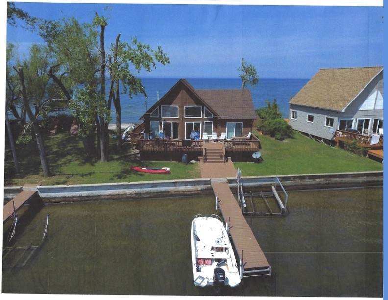8962 Crescent Beach - Photo 1