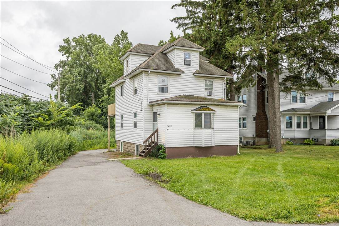 1209 Ridge Road - Photo 1