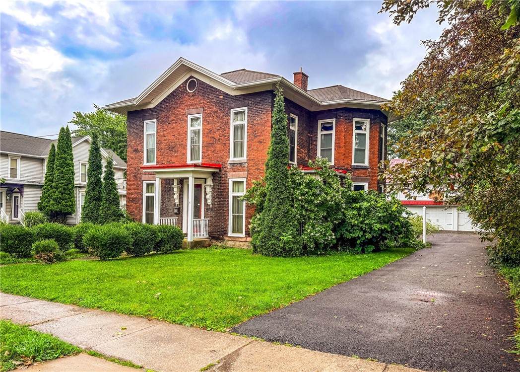 263 Maple Avenue - Photo 1