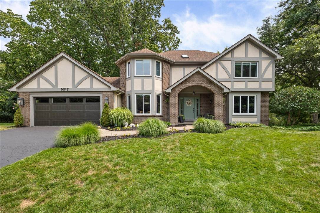 7 Touraine Court - Photo 1