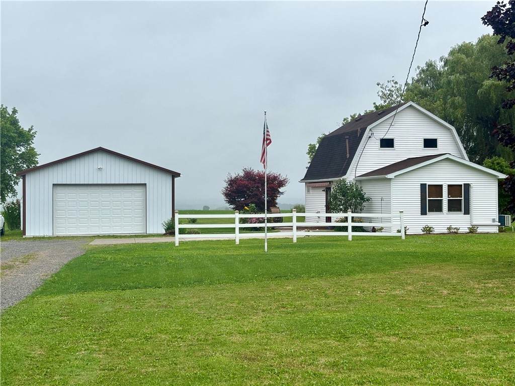 2817 Main Street - Photo 1