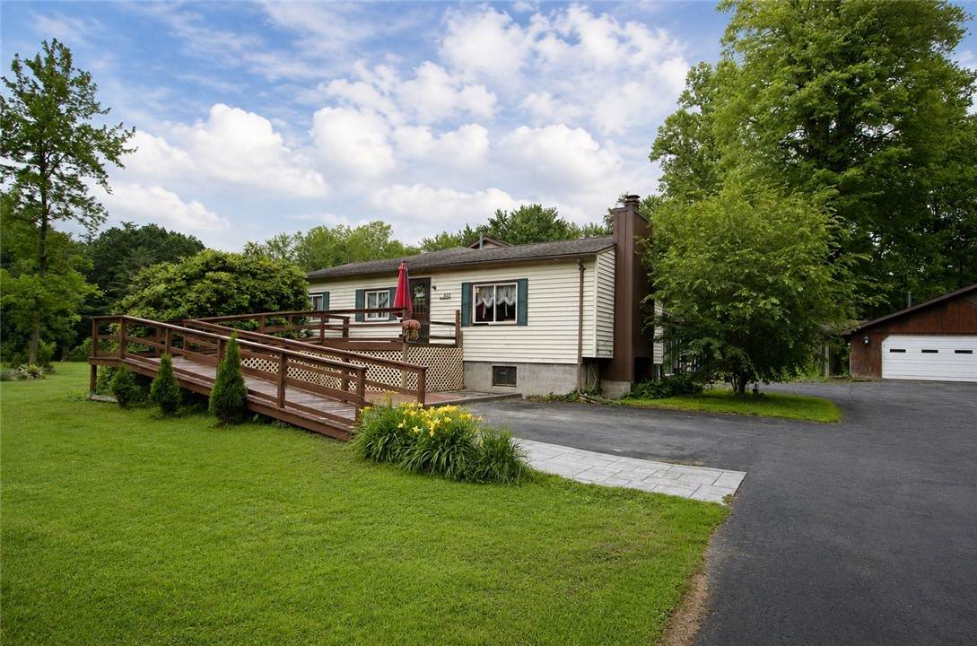 2537 Edwards Road - Photo 1